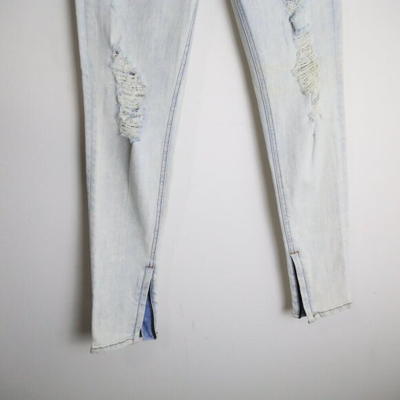 Rag & Bone Zipper Capri Distressed Destroyed Shredded Bleachout White Jean Sz 29 - Picture 3 of 11